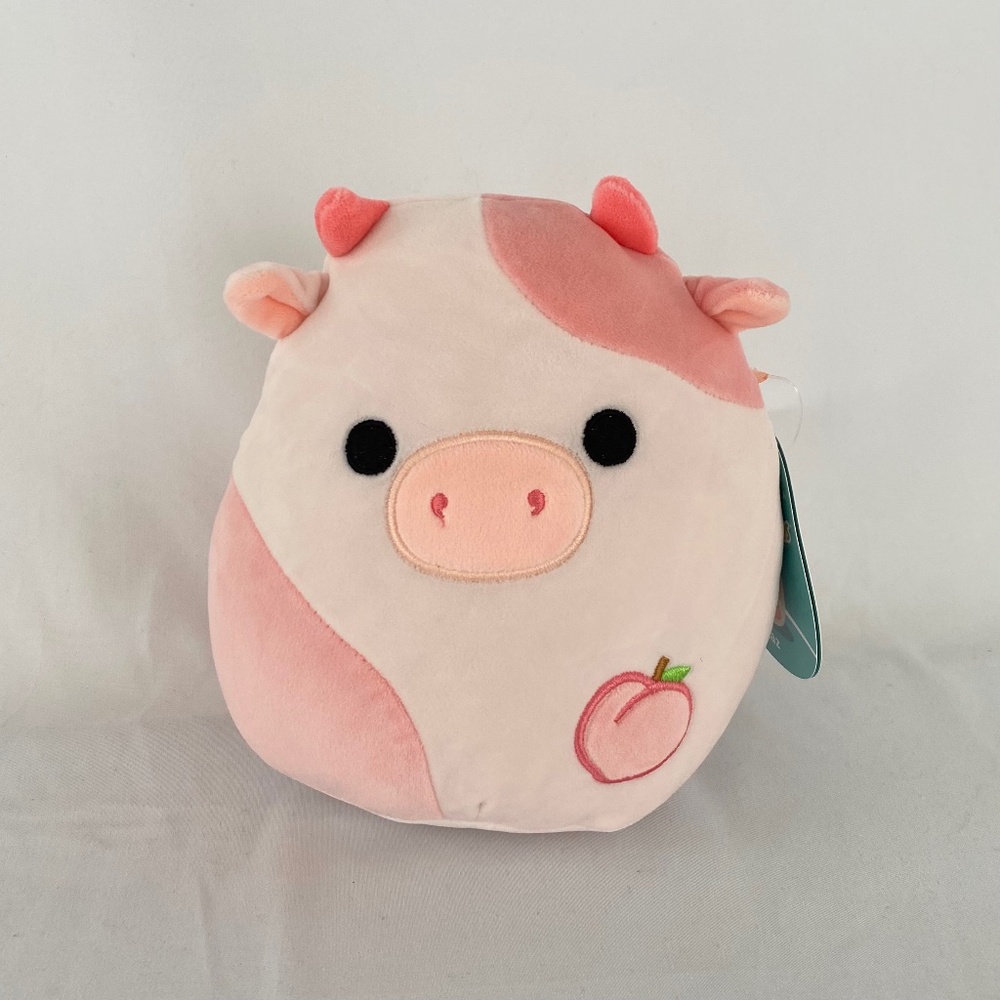 Lilaz the Peach Cow 7.5” Squishmallow NWT